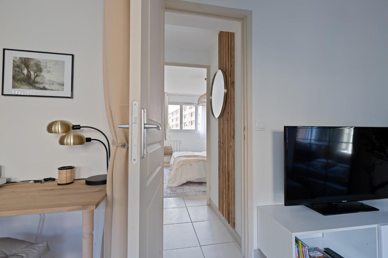 Appartement Spacieux 1 Chambre Parking Gratuit Valence  Kültér fotó