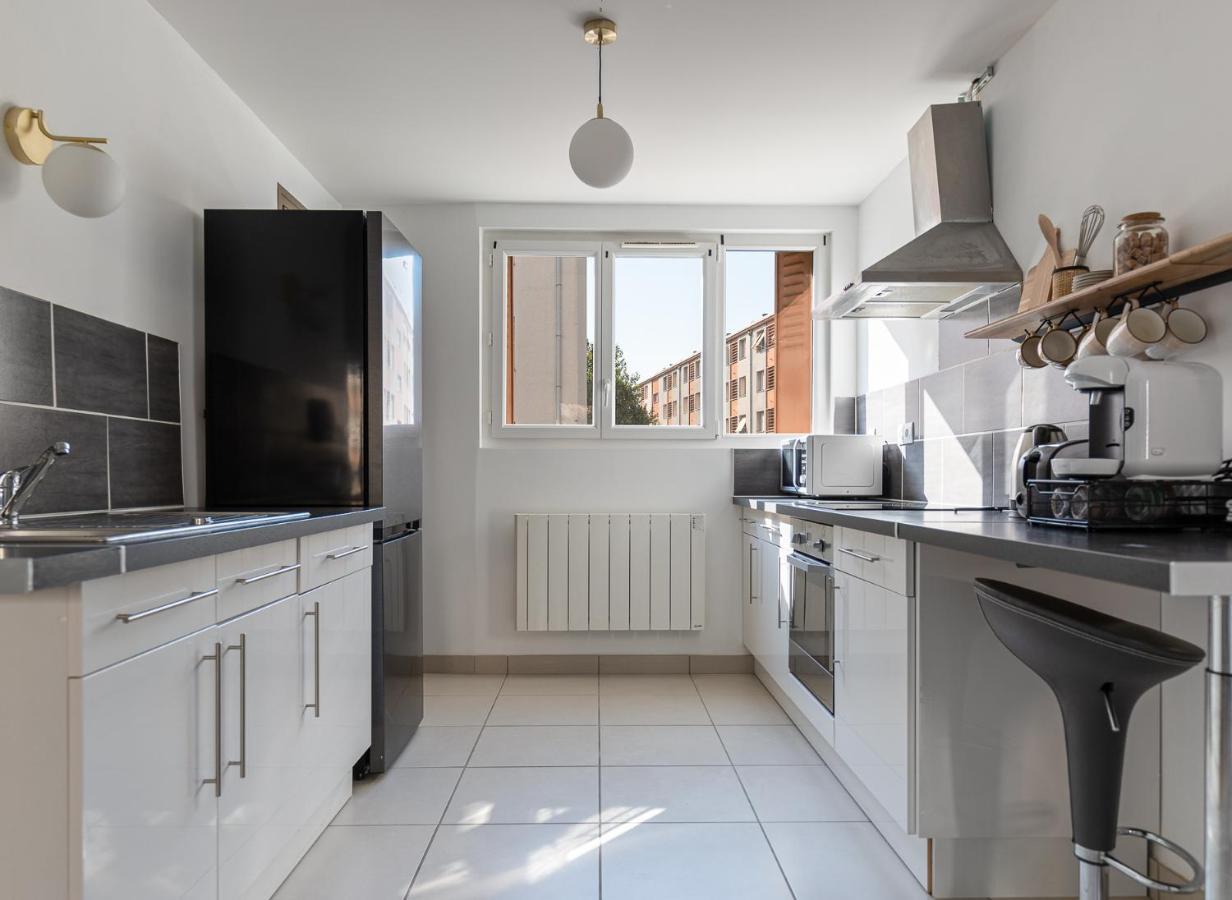 Appartement Spacieux 1 Chambre Parking Gratuit Valence  Kültér fotó